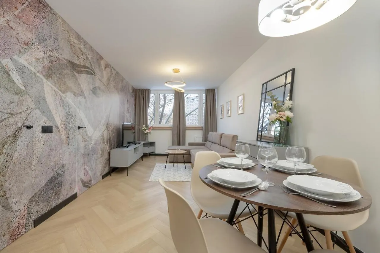 Zielinskiego Atmospheric Apartment Wroclaw By Noclegi Renters